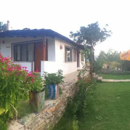 Alice Secret Garden Privatunterkunft Sirince